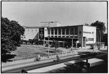 406850 Gezicht op de Stadsschouwburg (Lucasbolwerk 24) te Utrecht.